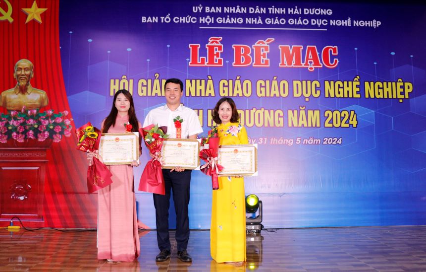 Chất lượng giáo dục cao đẳng du lịch và công thương 6